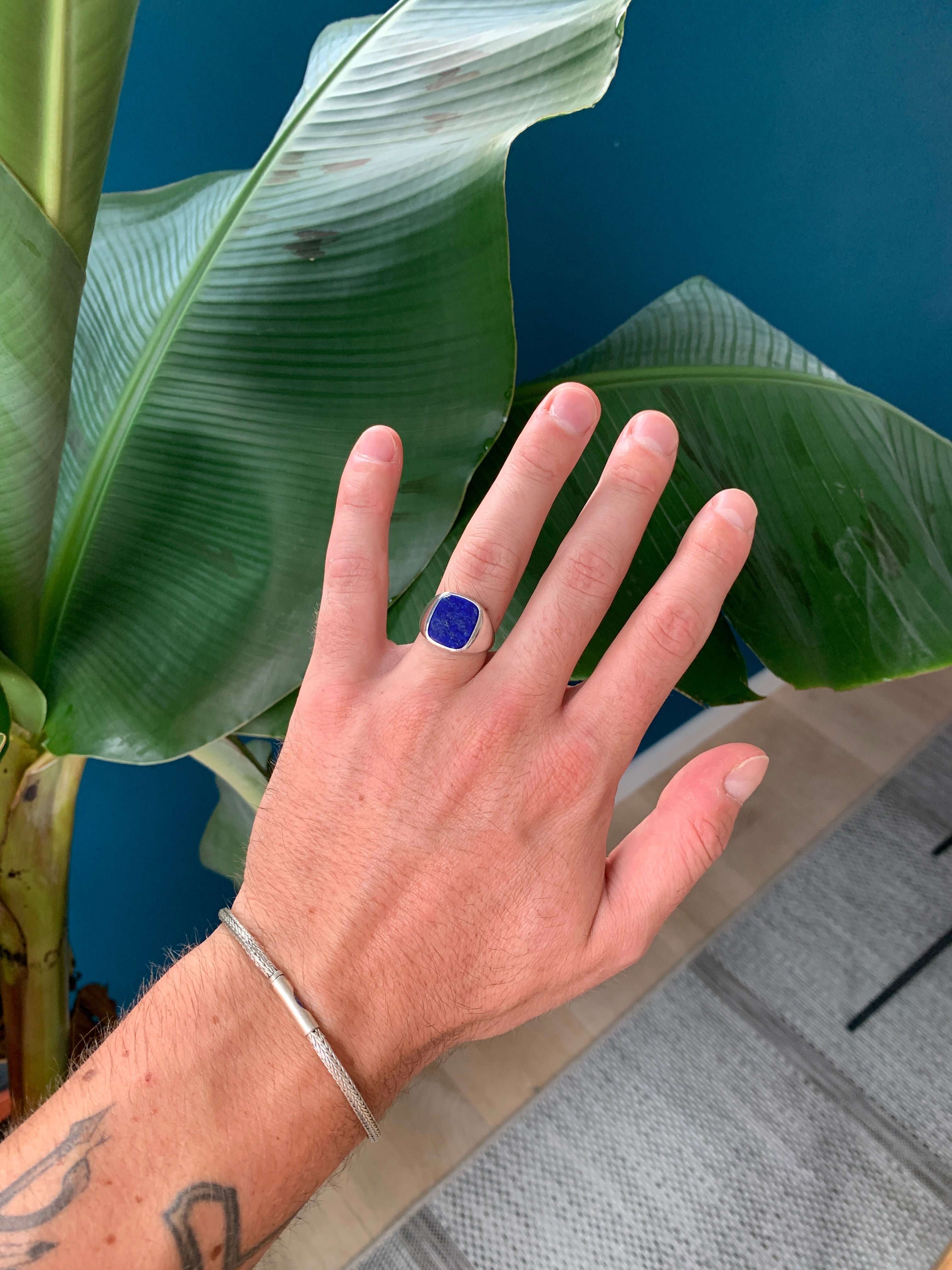 Classic Signet Ring Lapis Lazuli